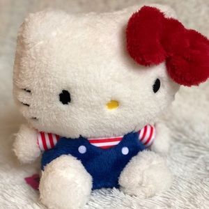 Hello Kitty, Cow, Eevie